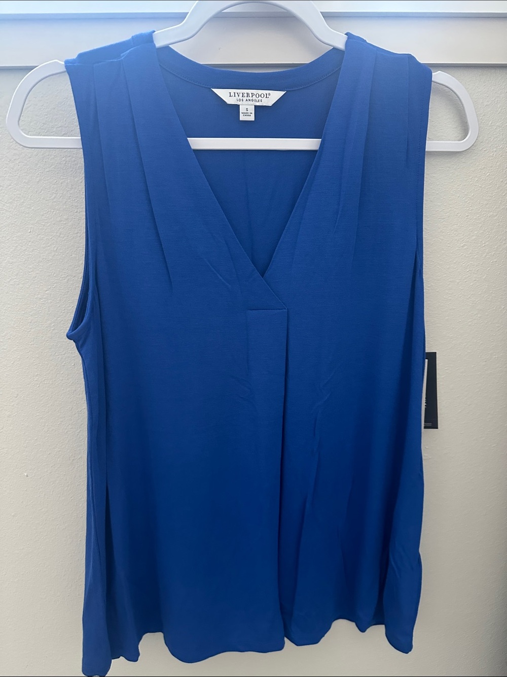 NWT - Liverpool Sleeveless V-Neck Tank Top - Blue